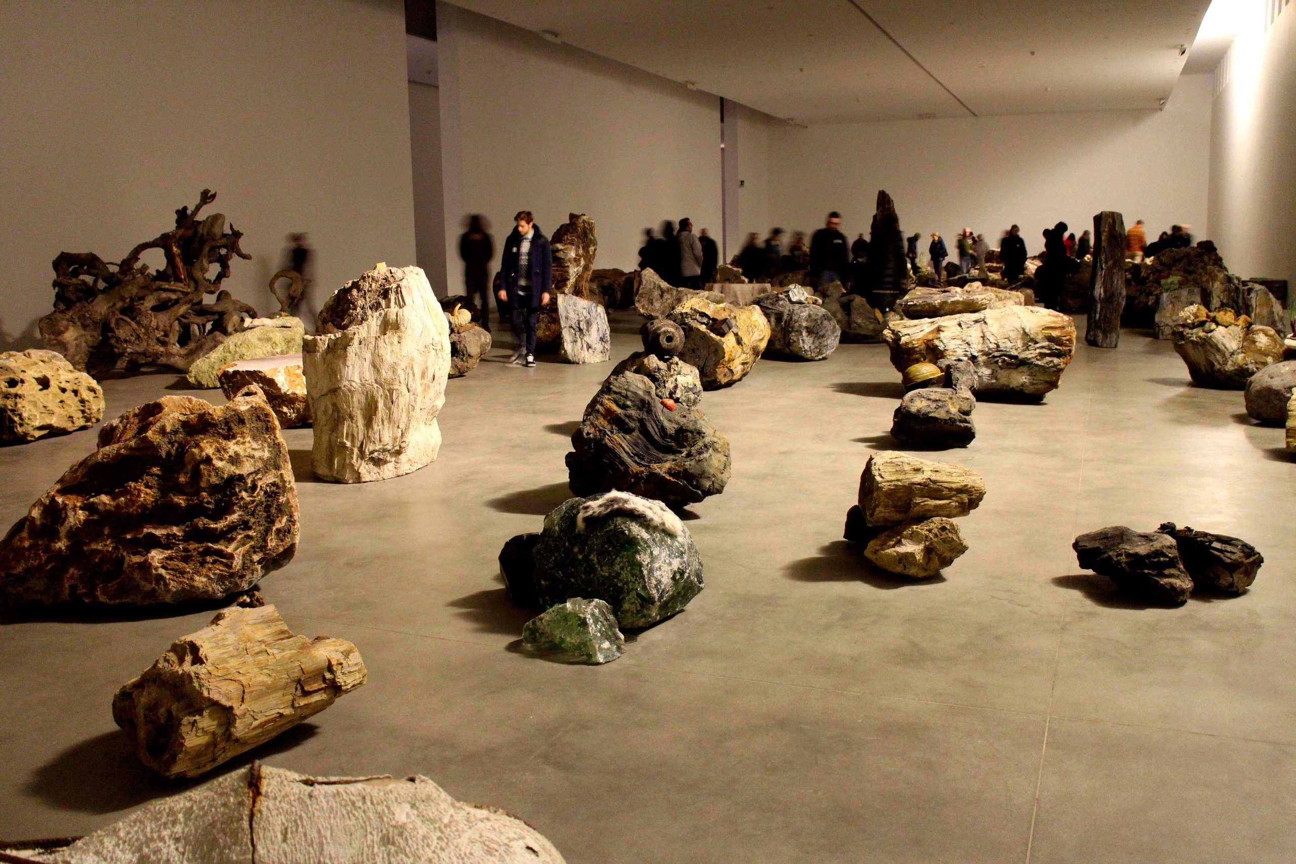 یادداشتی بر نمایشگاه  رنسانسِ[۱] آدریان ویلار رُخاس[۲]:بنیاد Sandretto Re Rebaudengo، تورین، ایتالیا:محمد فروزنده